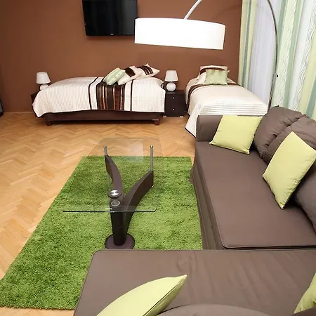 Appartement Taurus 12 *