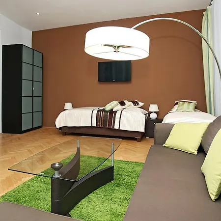 Appartement Taurus 12 *